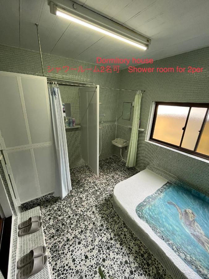 Dormitory Sandanya Guesthouse Sirahama Kültér fotó